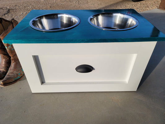 Medium Raised Dog Bowl Feeding Station